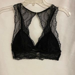 Sophi B black bralette| S